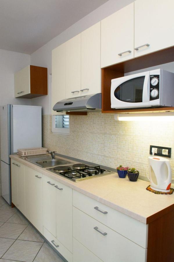 Apartments Marija - By The Sea Rogoznica  Εξωτερικό φωτογραφία